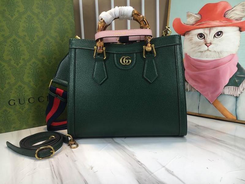 Gucci Handbags 253